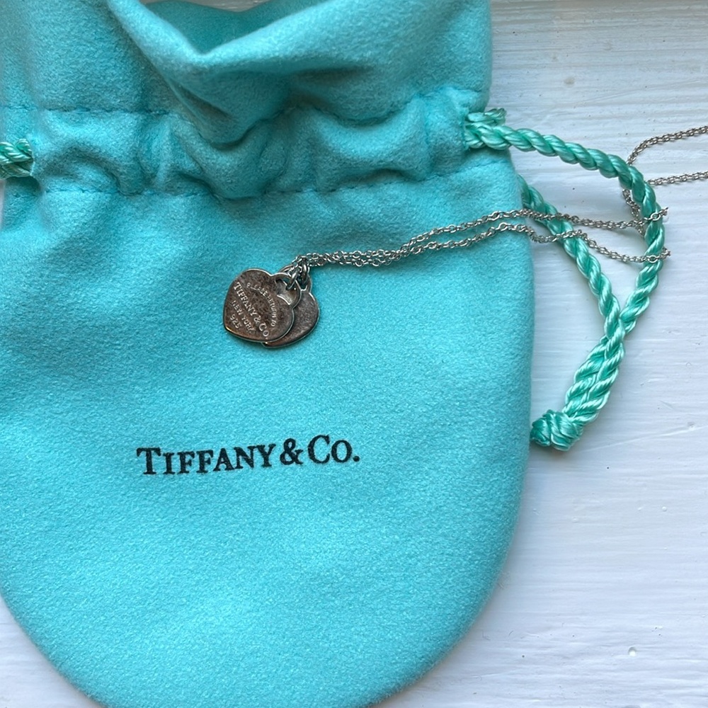 Return to Tiffany Double Heart Tag Pendant with chain